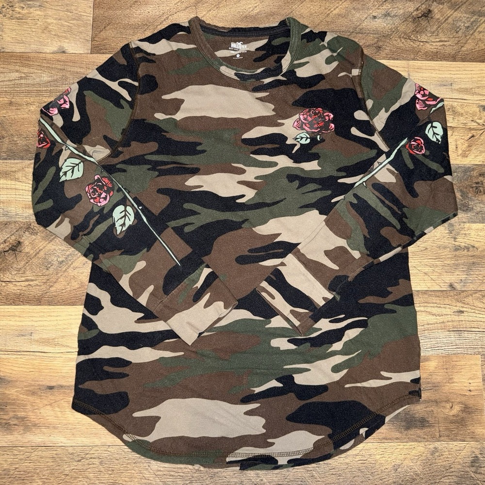 Hollister Men Shirt M Green Camouflage Rose Crew Grunge Graphic Long Sleeve